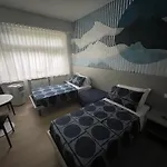 Linda House2